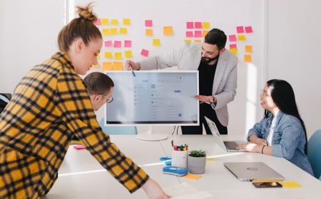 photo-1557426272-fc759fdf7a8d